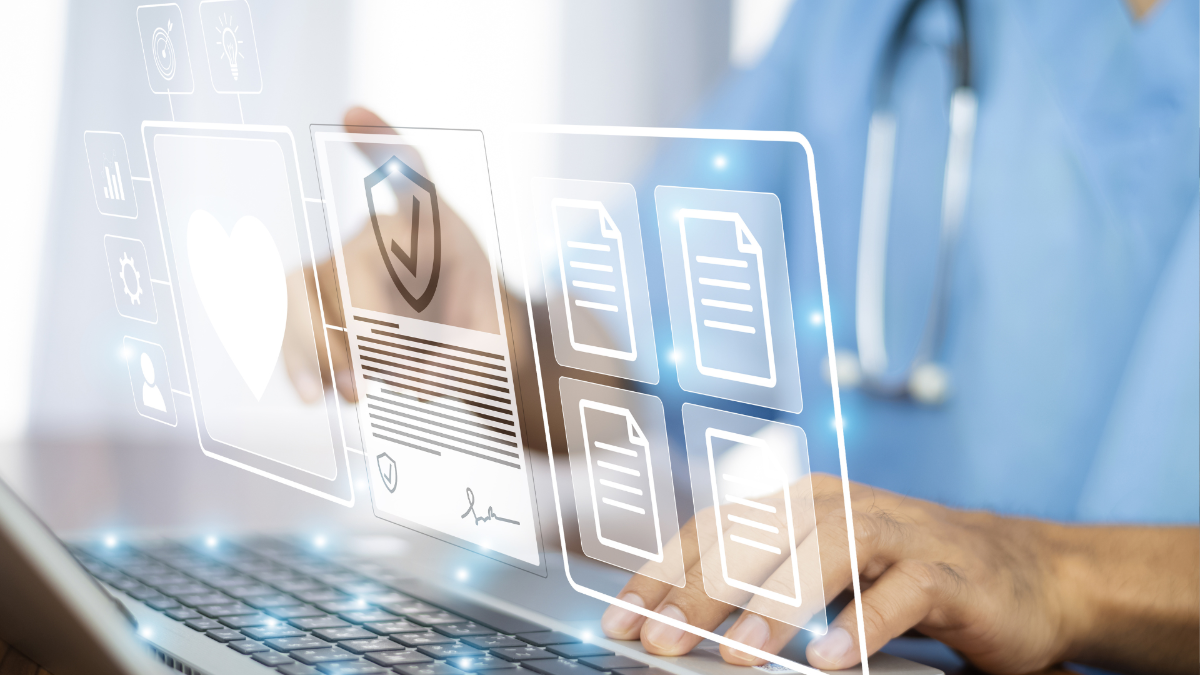 Lääkäri tietokoneella.